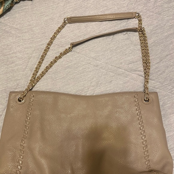 Authentic Tory Burch slouchy tote - Picture 2 of 5